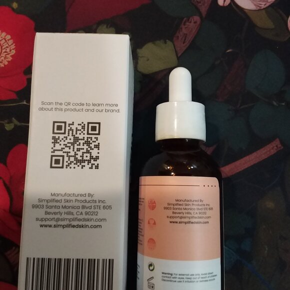 Simplified Skin Vitamin C Serum with Aloe Vera and Jojoba Oil - Picture 2 of 2